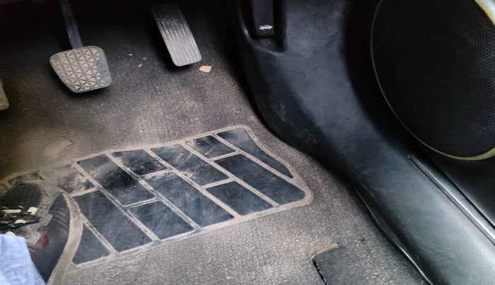 2013 Chevrolet Cruze LT, Diesel, Manual, 49,711 km, interior