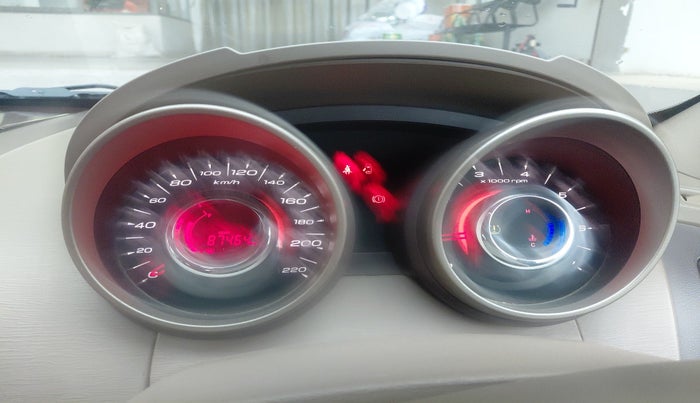 2015 Mahindra XUV500 W8, Diesel, Manual, 87,464 km, interior