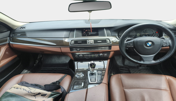 2015 BMW 5 Series 520D LUXURY LINE, Diesel, Automatic, 67,920 km, interior