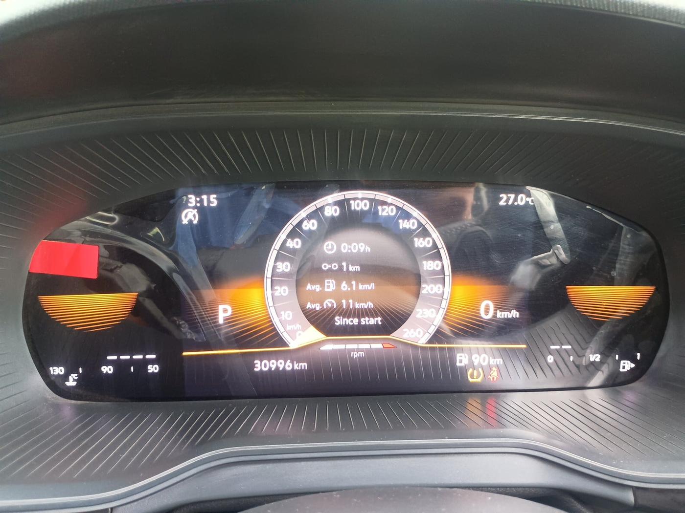 2023 Skoda KUSHAQ STYLE 1.0L TSI AT (6 AIRBAGS), Petrol, Automatic, 30,996 km, interior