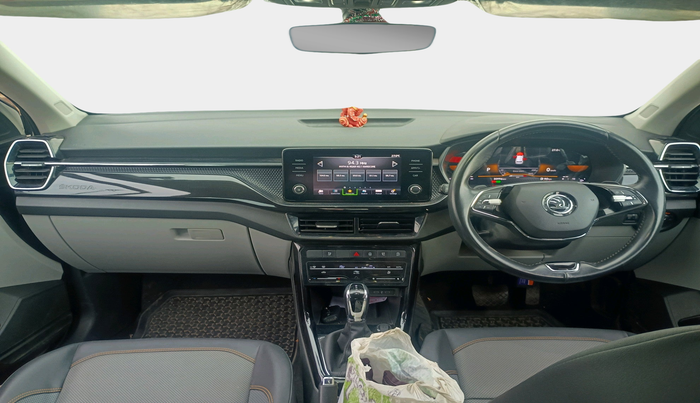 2023 Skoda KUSHAQ STYLE 1.0L TSI AT (6 AIRBAGS), Petrol, Automatic, 30,996 km, interior