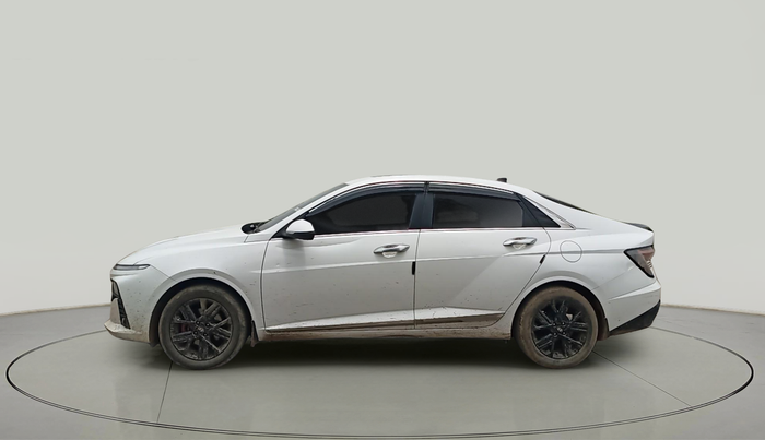 2023 Hyundai Verna 1.5 TURBO GDI MT SX, Petrol, Manual, 2,610 km, exterior