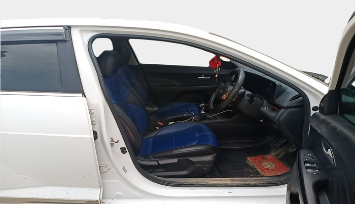 2023 Hyundai Verna 1.5 TURBO GDI MT SX, Petrol, Manual, 2,610 km, interior