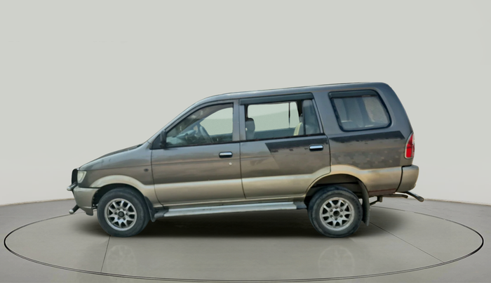 2012 Chevrolet Tavera NEO LT L 9 STR BS III, Diesel, Manual, 1,54,596 km, exterior