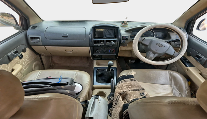 2012 Chevrolet Tavera NEO LT L 9 STR BS III, Diesel, Manual, 1,54,596 km, interior