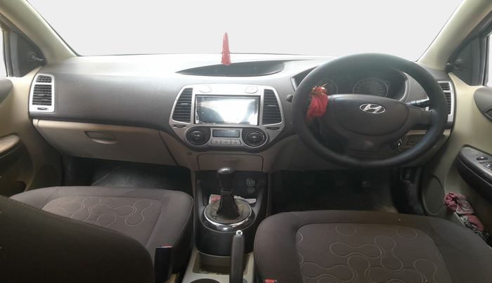 2010 Hyundai i20 MAGNA 1.2, Petrol, Manual, 1,01,092 km, interior