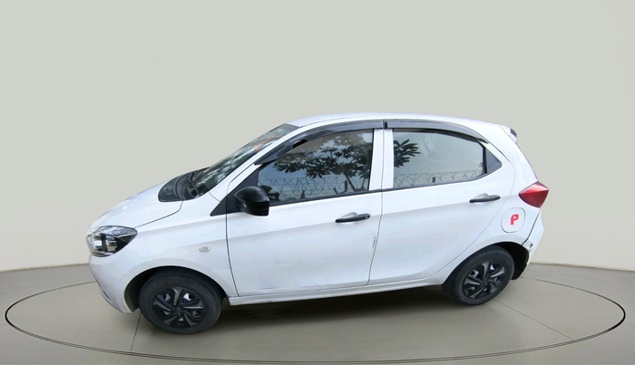 2018 Tata Tiago XE PETROL, Petrol, Manual, 31,845 km, exterior