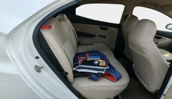 2013 Hyundai Eon MAGNA +, Petrol, Manual, 82,007 km, interior