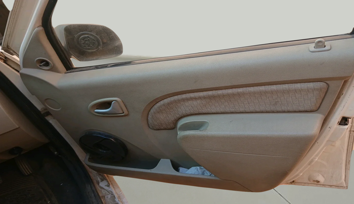 2011 Mahindra Verito 1.5 D4 BS III, Diesel, Manual, 1,52,605 km, interior