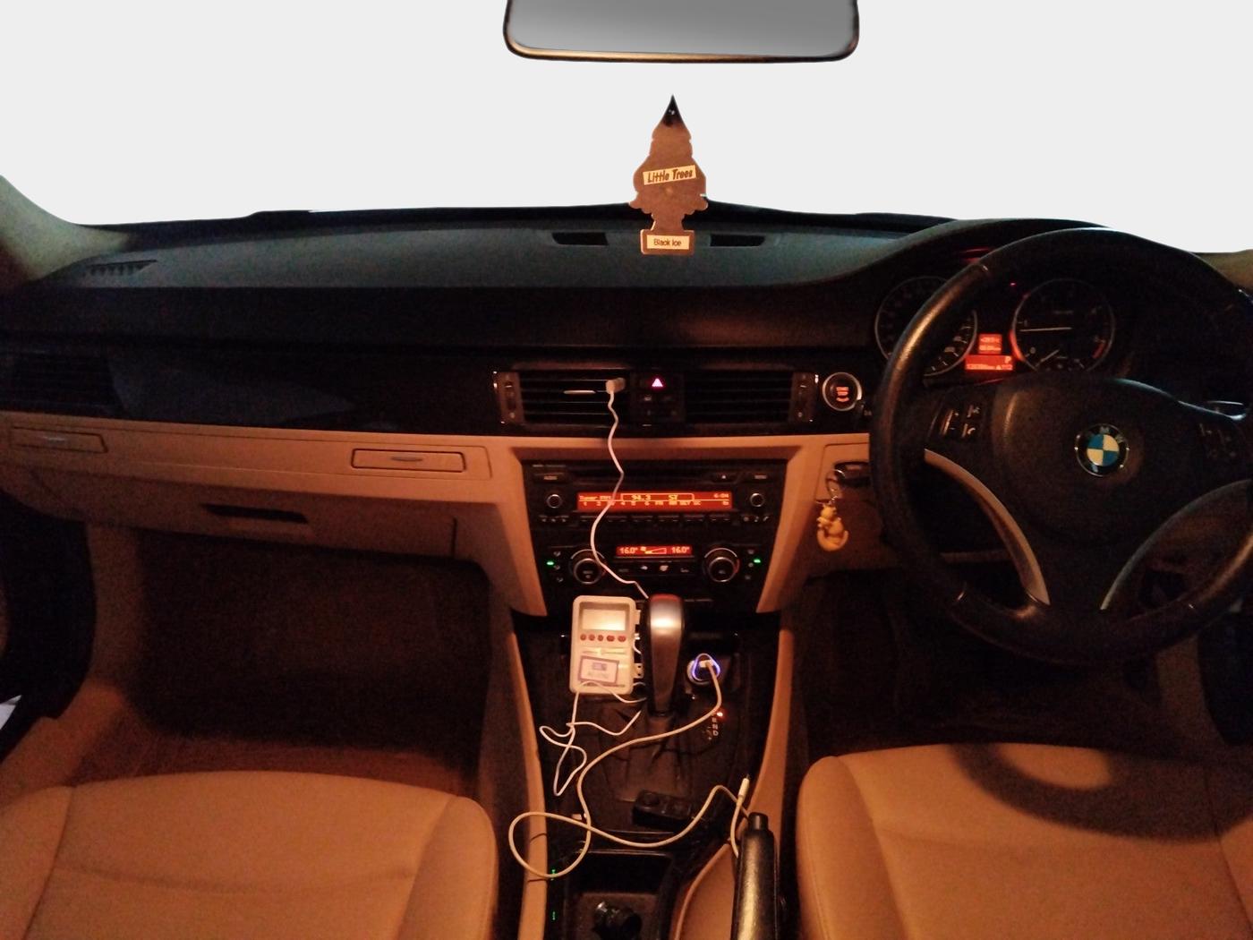 2011 BMW 5 Series 520D 2.0, Diesel, Automatic, 1,20,500 km, interior