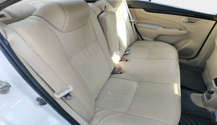 2016 Maruti Ciaz VDI+ SHVS, Diesel, Manual, 2,17,533 km, interior