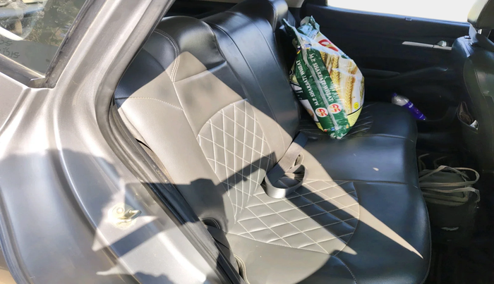 2020 KIA SELTOS HTK PLUS 1.5 DIESEL, Diesel, Manual, 2,07,721 km, interior