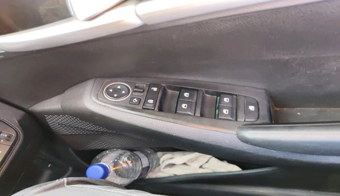 2020 KIA SELTOS HTK PLUS 1.5 DIESEL, Diesel, Manual, 2,07,721 km, interior