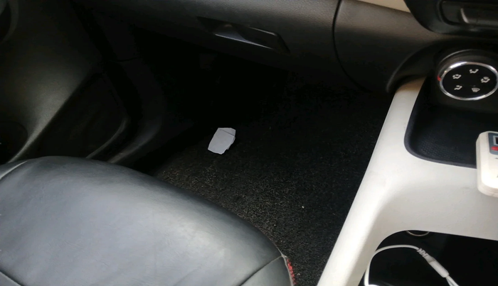 2022 Nissan MAGNITE XE, Petrol, Manual, 13,186 km, interior