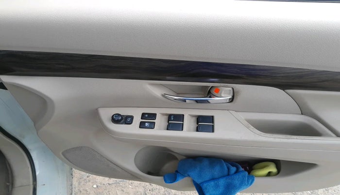 2019 Maruti Ertiga ZXI+ SHVS, Petrol, Manual, 81,000 km, interior