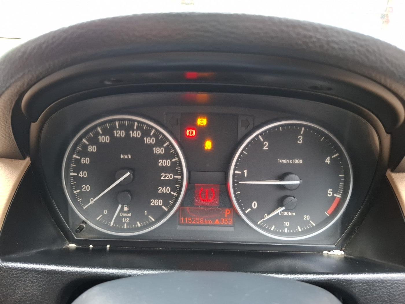 2011 BMW X1 sDrive20d, Diesel, Automatic, 1,15,258 km, interior