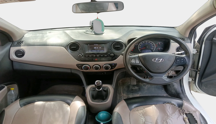 2018 Hyundai Grand i10 SPORTZ 1.2 KAPPA VTVT, Petrol, Manual, 1,10,033 km, interior