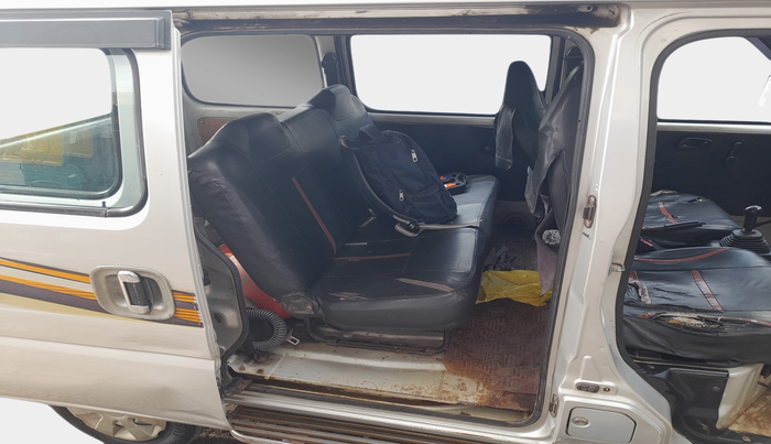 2017 Maruti Eeco 5 STR WITH A/C+HTR, Petrol, Manual, 1,05,701 km, interior