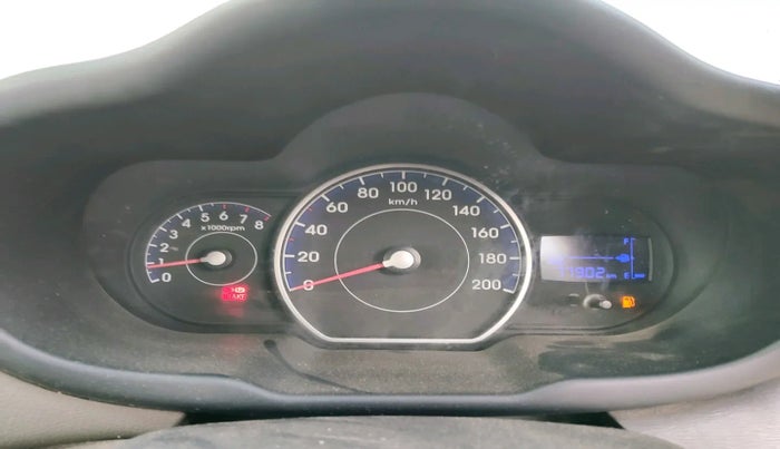 2012 Hyundai i10 MAGNA 1.1, Petrol, Manual, 77,902 km, interior