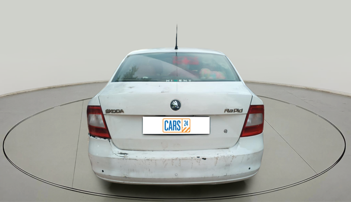 2014 Skoda Rapid AMBITION 1.6 TDI CR MT PLUS, Diesel, Manual, 1,30,211 km, exterior