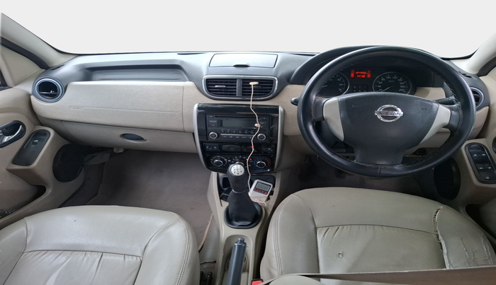 2014 Nissan Terrano XL (D), Diesel, Manual, 1,24,952 km, interior