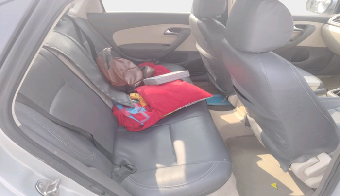 2012 Volkswagen Vento COMFORTLINE 1.6, Petrol, Manual, 1,31,291 km, interior