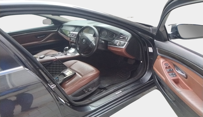 2013 BMW 5 Series 520D 2.0, Diesel, Automatic, 74,489 km, interior