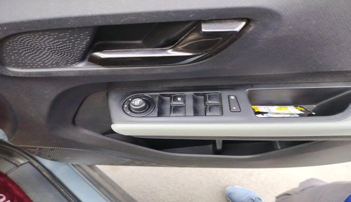 2021 Tata PUNCH ADVENTURE MT, Petrol, Manual, 52,000 km, interior