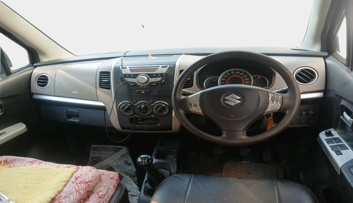 2014 Maruti Wagon R 1.0 VXI, Petrol, Manual, 1,14,956 km, interior