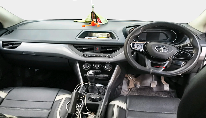 2021 Tata NEXON XM SUNROOF PETROL, Petrol, Manual, 74,775 km, interior
