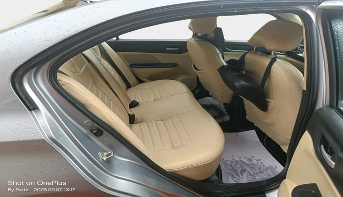 2019 Honda Amaze 1.2L I-VTEC S, Petrol, Manual, 1,46,377 km, interior
