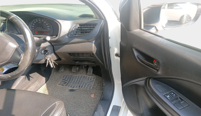 2016 Maruti Baleno SIGMA DIESEL 1.3, Diesel, Manual, 76,467 km, interior