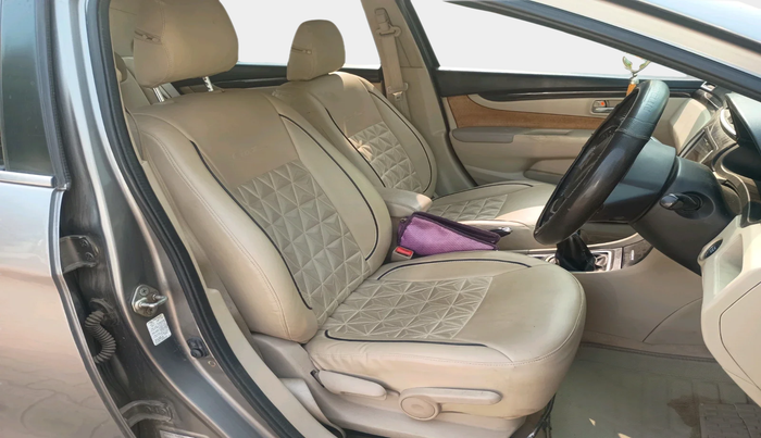 2016 Maruti Ciaz ZDI+ SHVS, Diesel, Manual, 1,01,741 km, interior