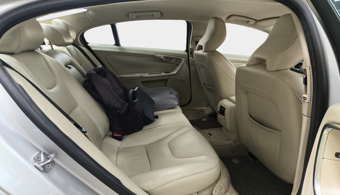 2017 Volvo S60 KINETIC D4, Diesel, Automatic, 53,100 km, interior