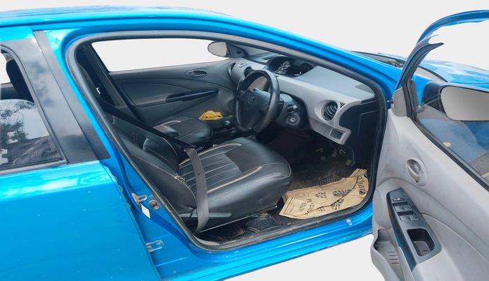 2011 Toyota Etios Liva GD, Diesel, Manual, 1,30,845 km, interior
