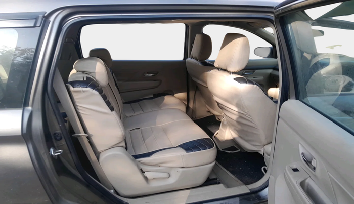 2019 Maruti Ertiga VXI SHVS, Petrol, Manual, 1,51,565 km, interior