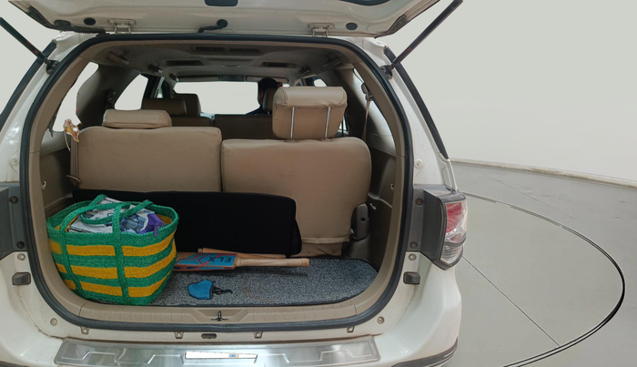 2013 Toyota Fortuner 3.0 4X2 AT, Diesel, Automatic, 1,46,810 km, exterior