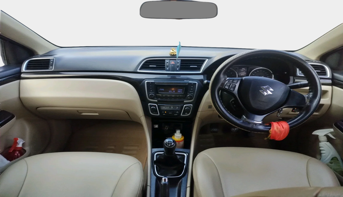 2015 Maruti Ciaz VXI+, CNG, Manual, 71,252 km, interior