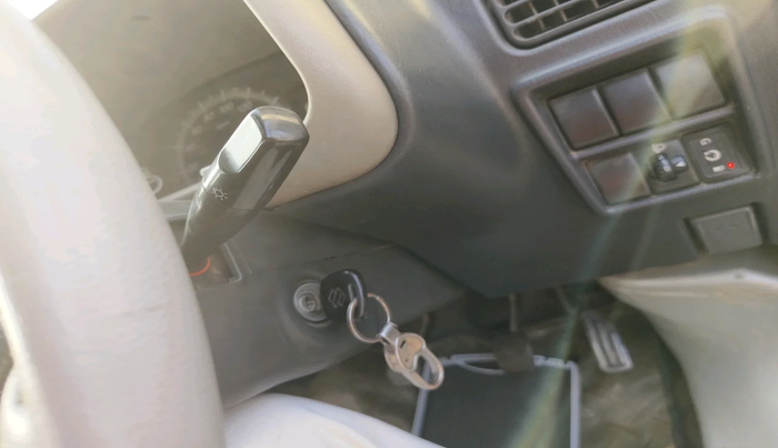 2016 Maruti Eeco 5 STR WITH A/C+HTR, Petrol, Manual, 1,03,389 km, interior