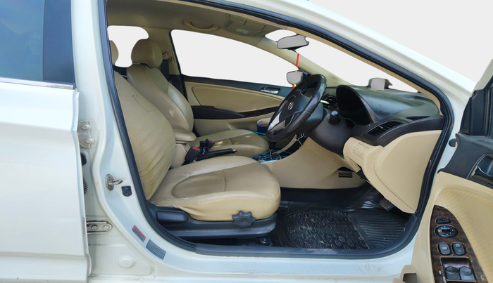 2013 Hyundai Verna FLUIDIC 1.6 CRDI SX OPT AT, Diesel, Automatic, 1,25,867 km, interior