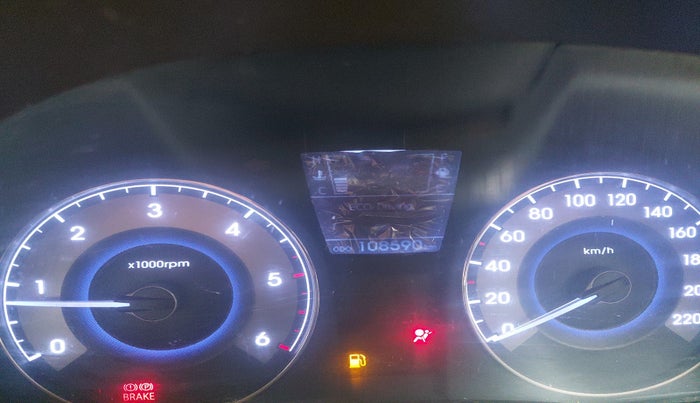 2011 Hyundai Verna FLUIDIC 1.6 CRDI SX, Diesel, Manual, 1,08,590 km, interior