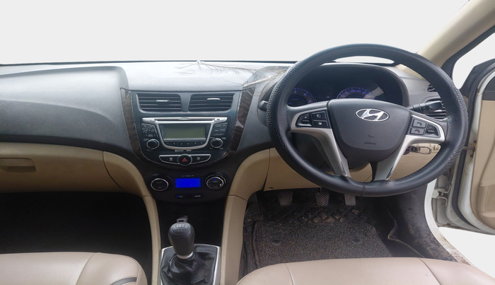 2011 Hyundai Verna FLUIDIC 1.6 CRDI SX, Diesel, Manual, 1,08,590 km, interior