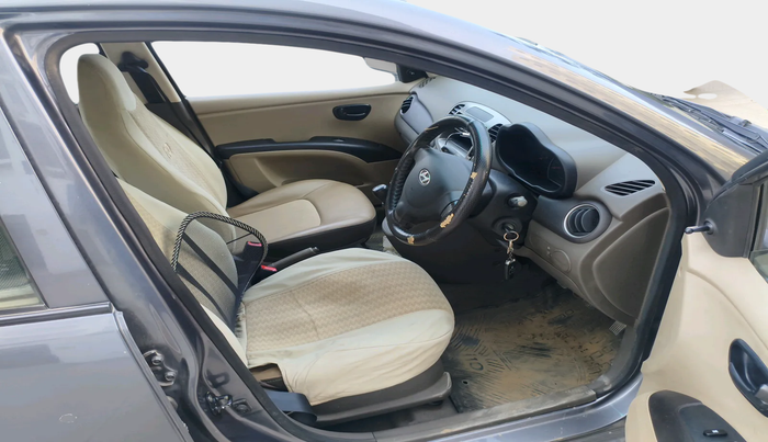 2015 Hyundai i10 MAGNA 1.1, Petrol, Manual, 98,350 km, interior