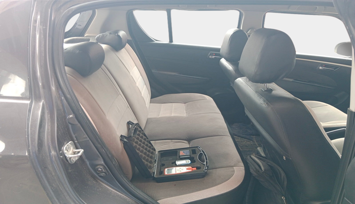 2015 Maruti Swift VDI, Diesel, Manual, 1,01,618 km, interior