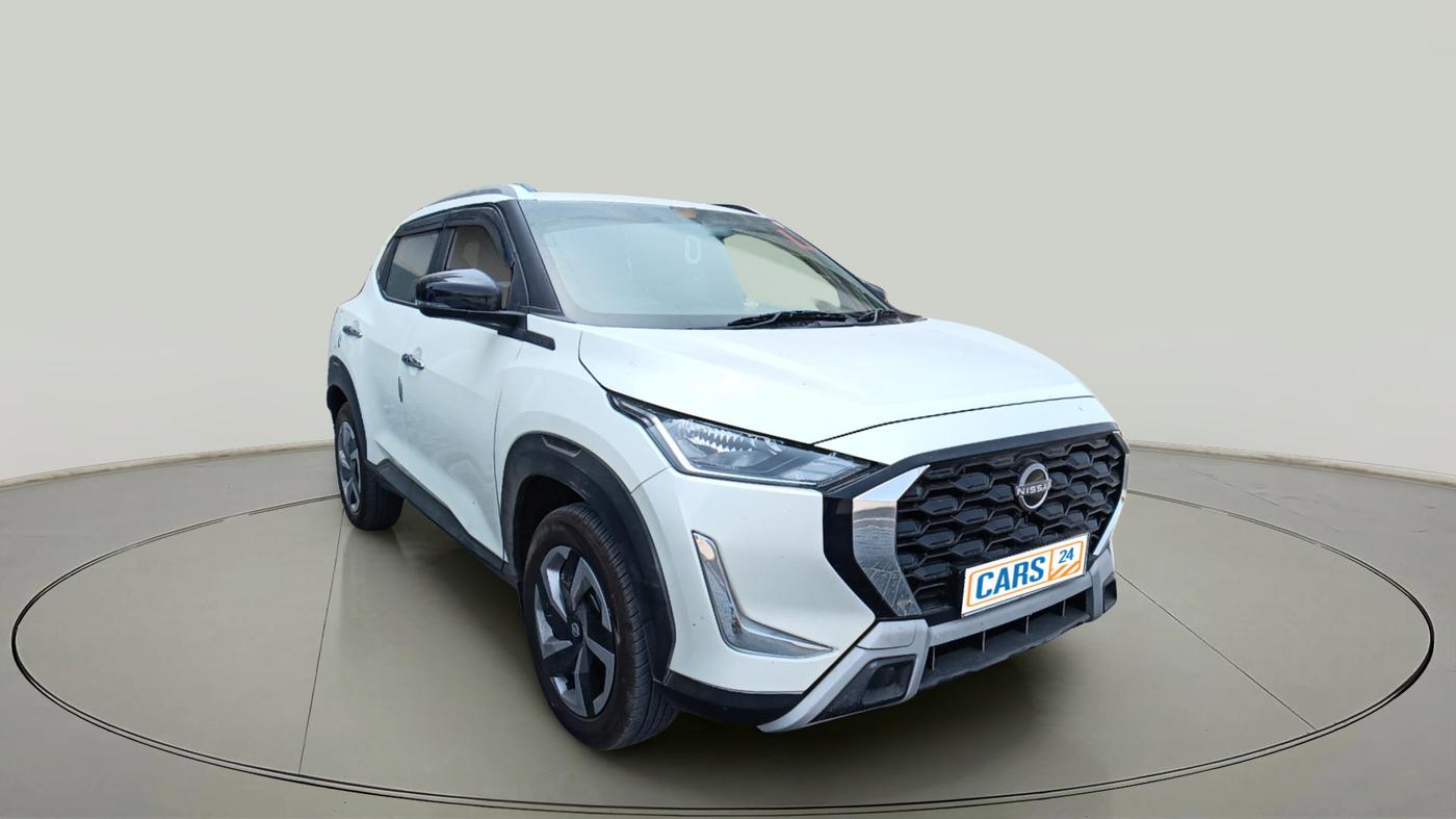 2024 Nissan MAGNITE Acenta B4D 1.0 Petrol AMT, Petrol, Automatic, 3,639 km, exterior