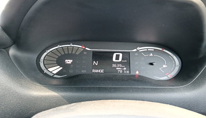 2024 Nissan MAGNITE Acenta B4D 1.0 Petrol AMT, Petrol, Automatic, 3,639 km, interior