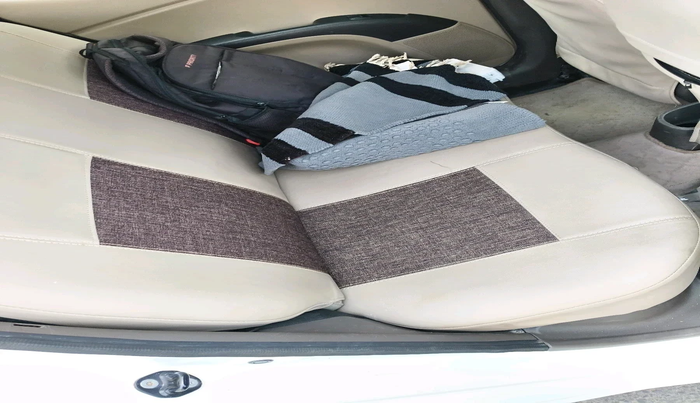 2010 Hyundai i10 MAGNA 1.1, Petrol, Manual, 52,857 km, interior