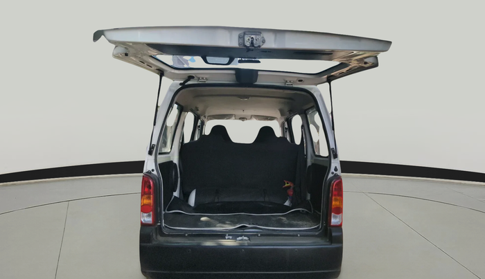 2020 Maruti Eeco 5 STR WITH A/C+HTR, Petrol, Manual, 1,16,290 km, exterior