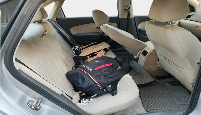 2011 Volkswagen Vento HIGHLINE PETROL AT, Petrol, Automatic, 83,775 km, interior