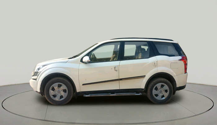 2014 Mahindra XUV500 W6, Diesel, Manual, 86,357 km, exterior